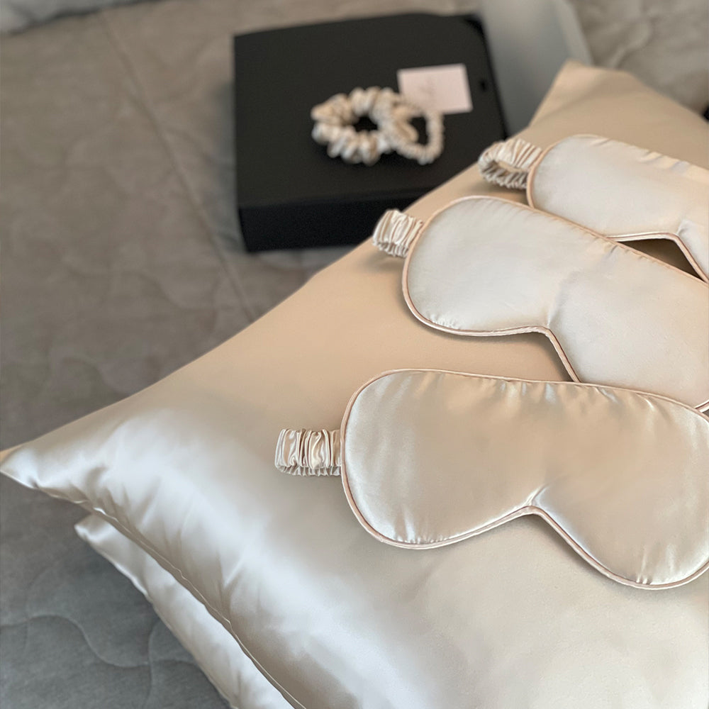 Zīda acu maska ar hialuronskābi Papildu attēls